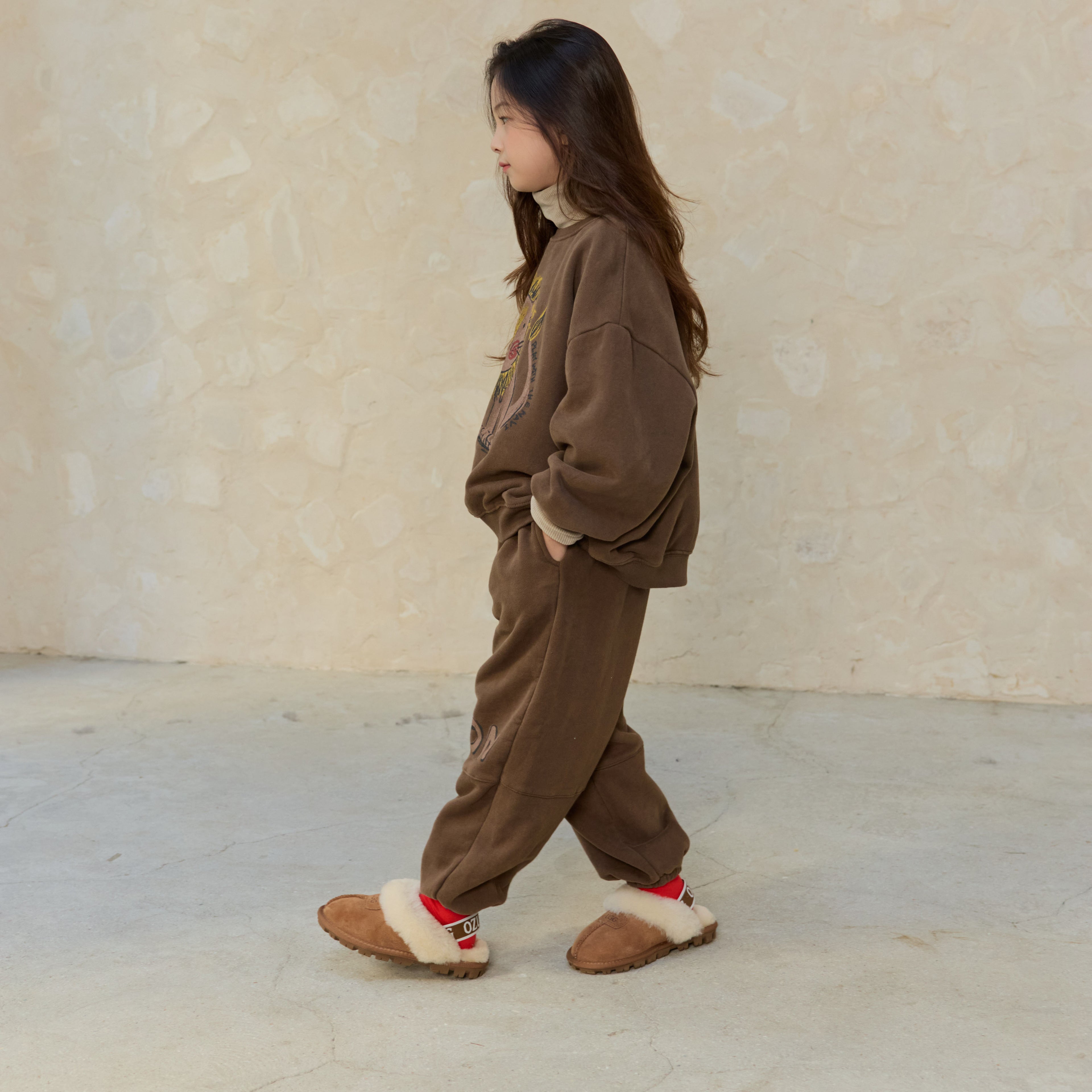 Lazy Lion sweatpants